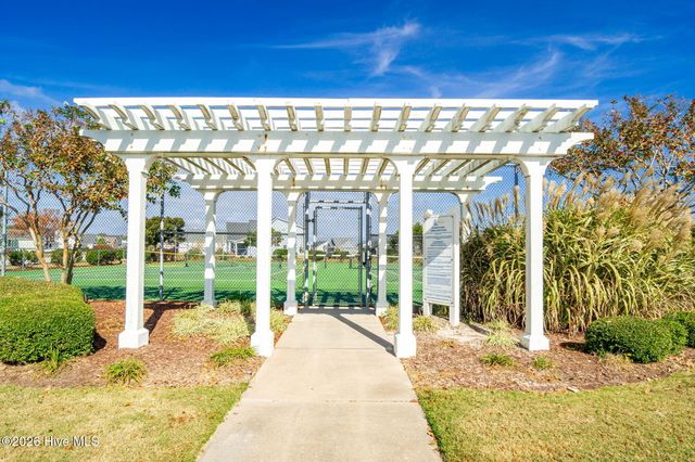 1827 Olde Farm Road, Morehead City, NC 28557