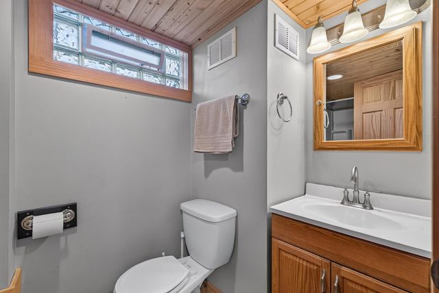 4032 Oakland Street, Saint Bonifacius, MN 55375
