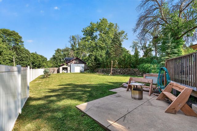 4032 Oakland Street, Saint Bonifacius, MN 55375