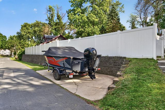 4032 Oakland Street, Saint Bonifacius, MN 55375