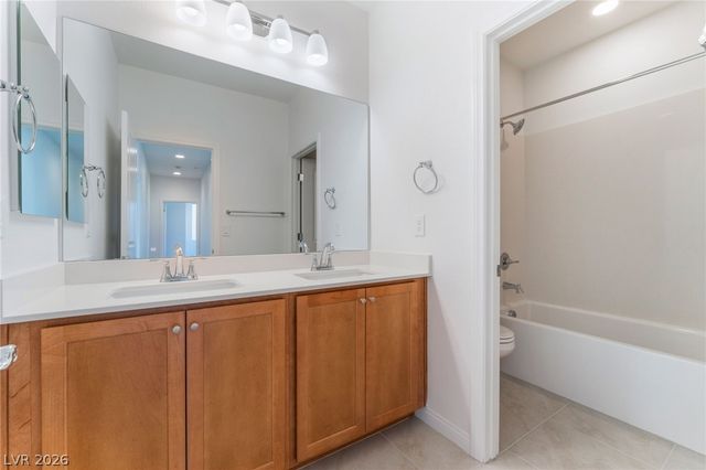 11668 Golden Oriole Avenue, Las Vegas, NV 89138