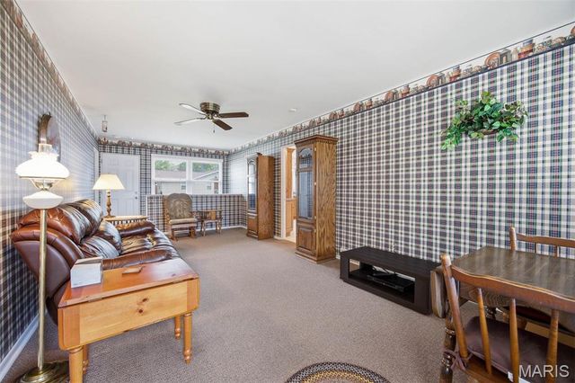 1920 Cypress Street, Highland, IL 62249