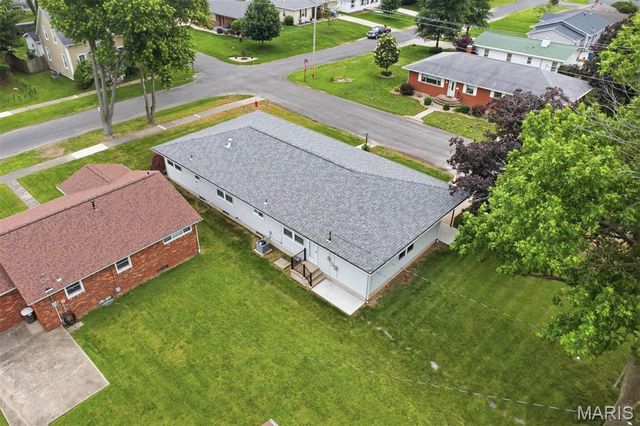 1920 Cypress Street, Highland, IL 62249