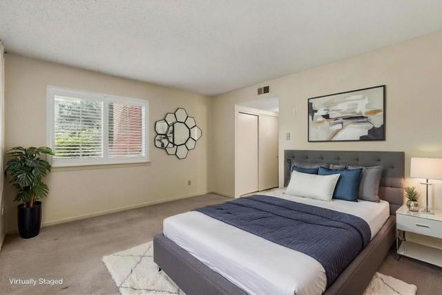 4742 Oakbrook Ct Apt 1, Memphis, TN 38117