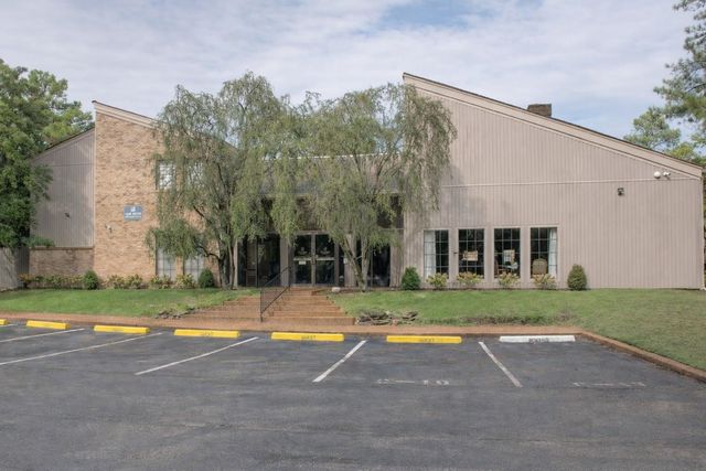 4742 Oakbrook Ct Apt 1, Memphis, TN 38117