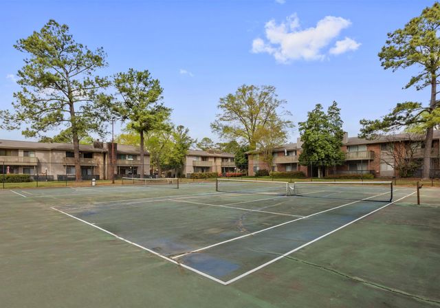 4742 Oakbrook Ct Apt 1, Memphis, TN 38117