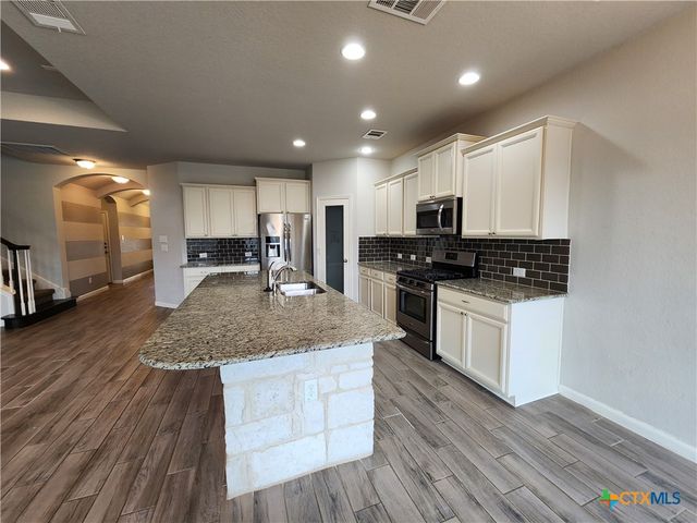 338 Oak Creek Way, New Braunfels, TX 78130
