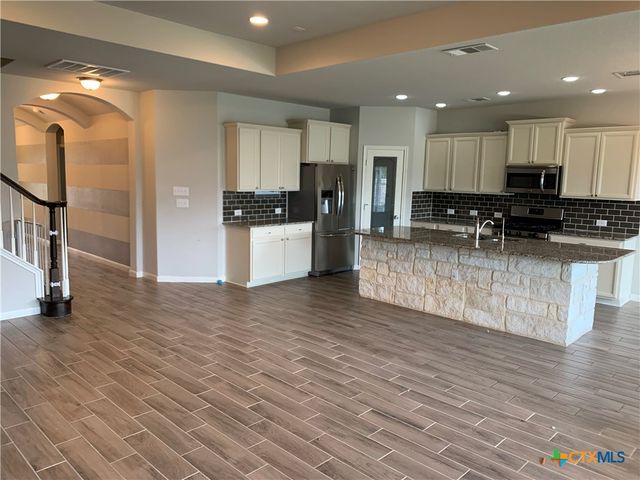 338 Oak Creek Way, New Braunfels, TX 78130