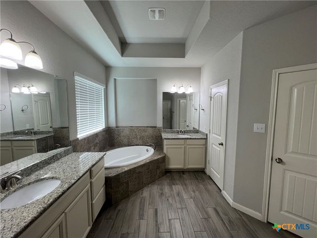 338 Oak Creek Way, New Braunfels, TX 78130