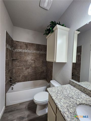 338 Oak Creek Way, New Braunfels, TX 78130