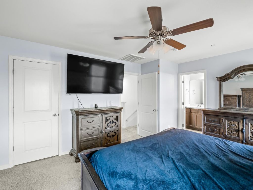 Image 20 of property listing at 3637 N Mccaffrey Avenue, Fresno, CA 93722