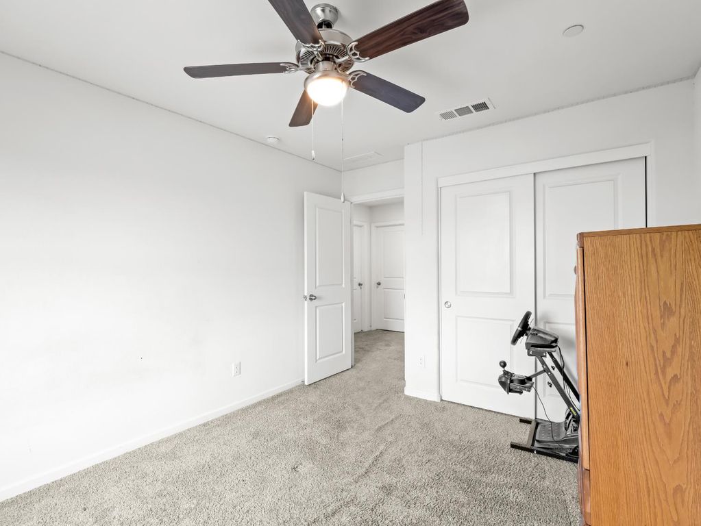 Image 28 of property listing at 3637 N Mccaffrey Avenue, Fresno, CA 93722