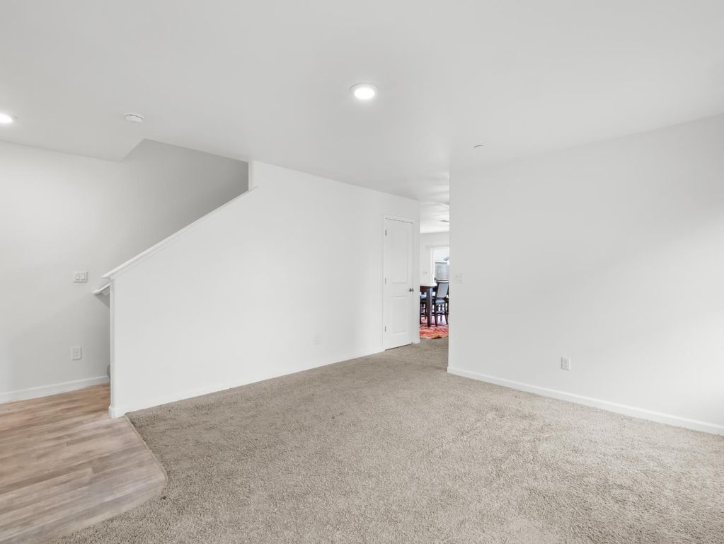 Image 3 of property listing at 3637 N Mccaffrey Avenue, Fresno, CA 93722