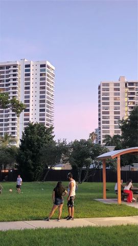 2500 Parkview Dr 2312, Hallandale Beach, FL 33009