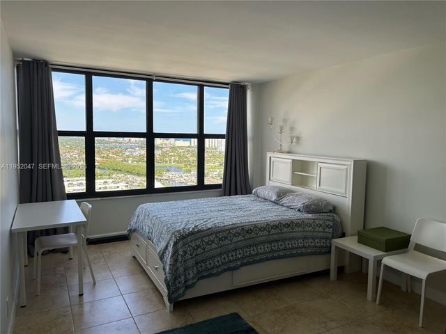 2500 Parkview Dr 2312, Hallandale Beach, FL 33009