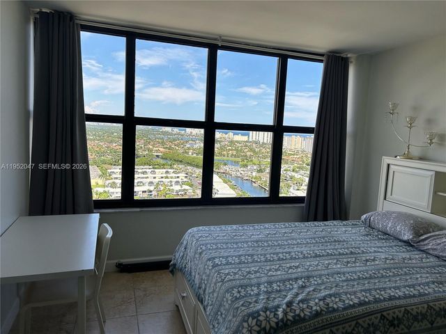 2500 Parkview Dr 2312, Hallandale Beach, FL 33009