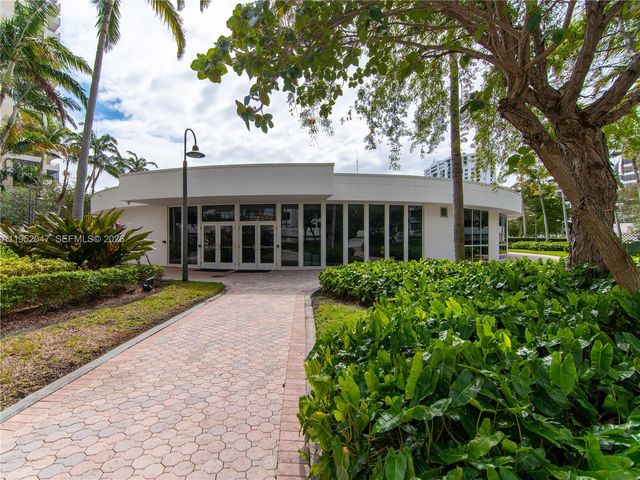 2500 Parkview Dr 2312, Hallandale Beach, FL 33009