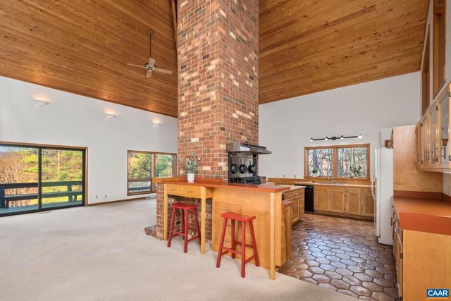 298 COURTHOUSE MOUNTAIN LN, Madison, VA 22727