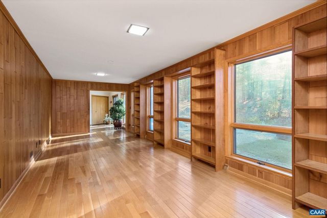 298 COURTHOUSE MOUNTAIN LN, Madison, VA 22727