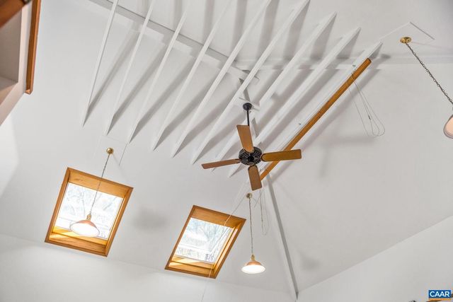 298 COURTHOUSE MOUNTAIN LN, Madison, VA 22727