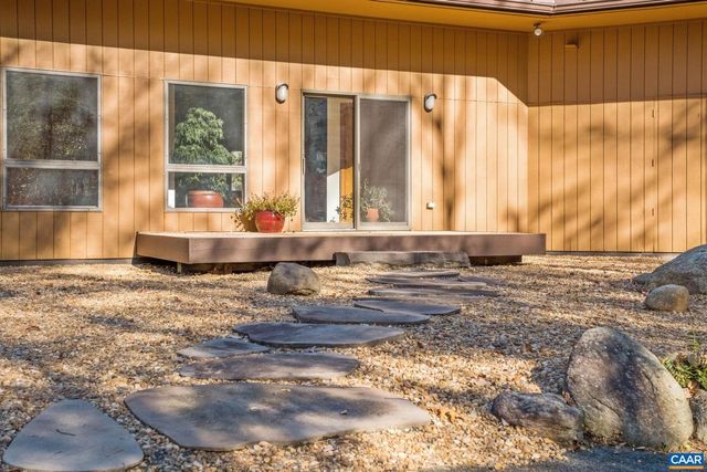 298 COURTHOUSE MOUNTAIN LN, Madison, VA 22727