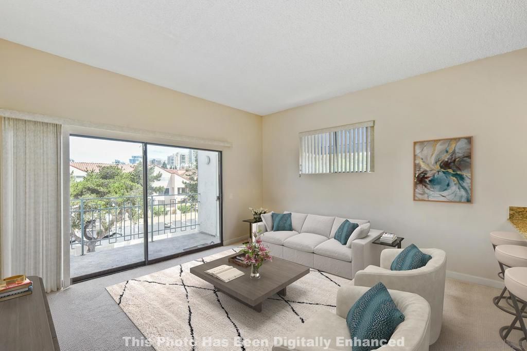 8310 Regents Rd 3E, San Diego, CA 92122 — exterior