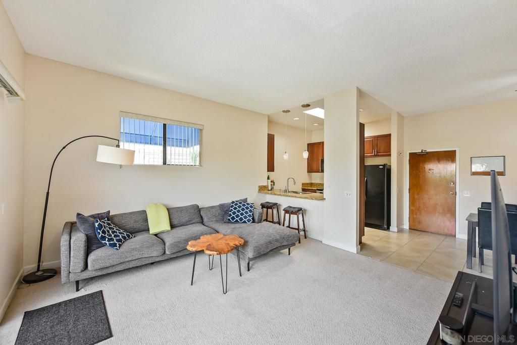 8310 Regents Rd 3E, San Diego, CA 92122 — photo 5
