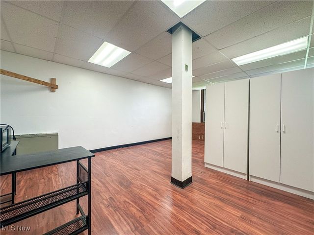 2 S Main Street, Niles, OH 44446