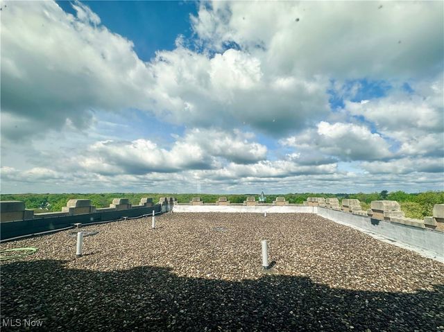 2 S Main Street, Niles, OH 44446