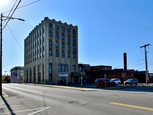 2 S Main Street, Niles, OH 44446