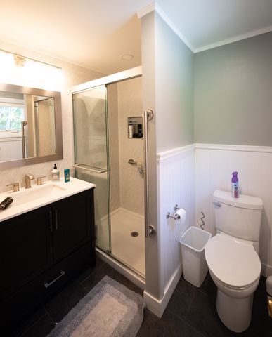 112 Bonnydale Rd, Leominster, MA 01453