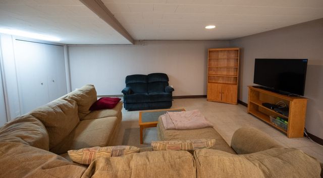 112 Bonnydale Rd, Leominster, MA 01453