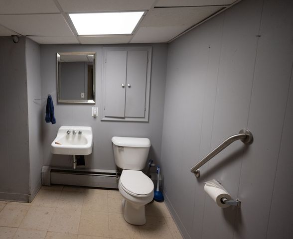 112 Bonnydale Rd, Leominster, MA 01453