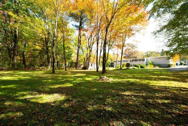 112 Bonnydale Rd, Leominster, MA 01453