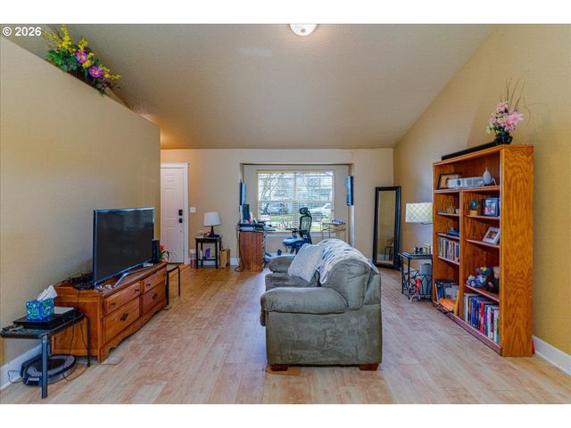 4485 BENHAM Ave, Salem, OR 97317