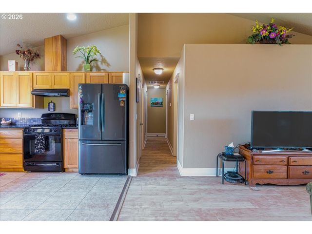 4485 BENHAM Ave, Salem, OR 97317