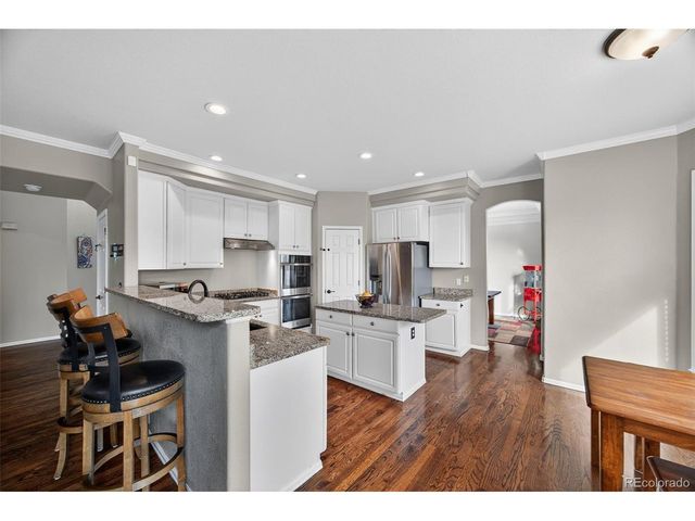 2742 S Braun Way, Lakewood, CO 80228
