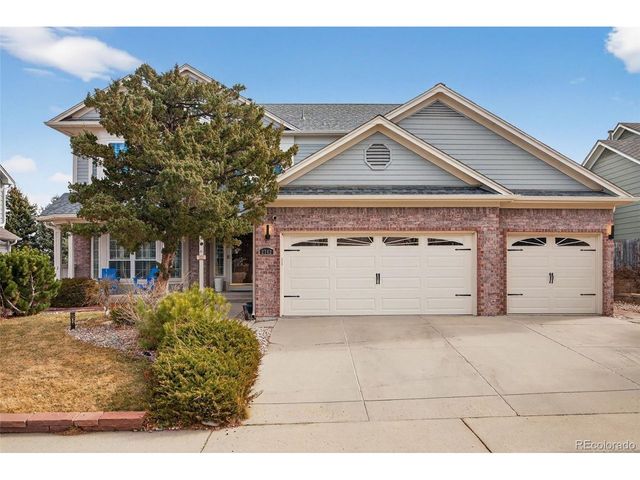 2742 S Braun Way, Lakewood, CO 80228