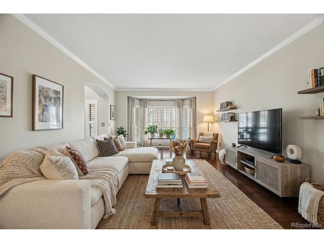 2742 S Braun Way, Lakewood, CO 80228