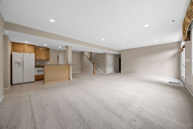 3400 Cedar River Court NE, Cedar Rapids, IA 52411