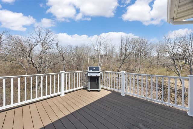 3400 Cedar River Court NE, Cedar Rapids, IA 52411