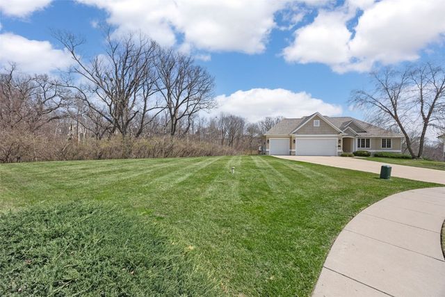 3400 Cedar River Court NE, Cedar Rapids, IA 52411