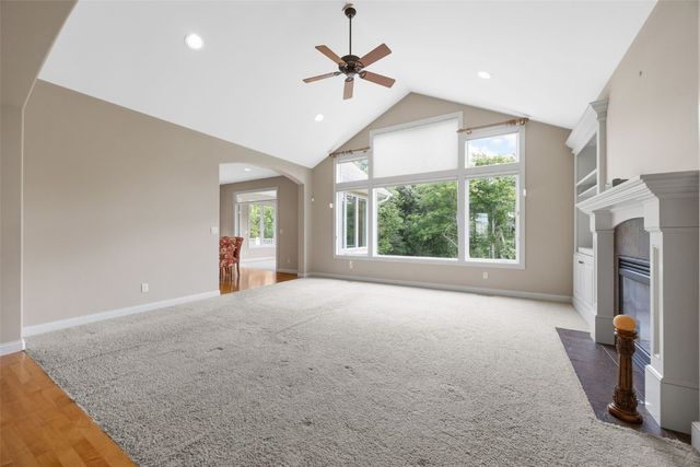 3400 Cedar River Court NE, Cedar Rapids, IA 52411