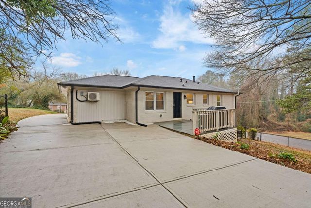 2226 Alpha Drive, Decatur, GA 30032