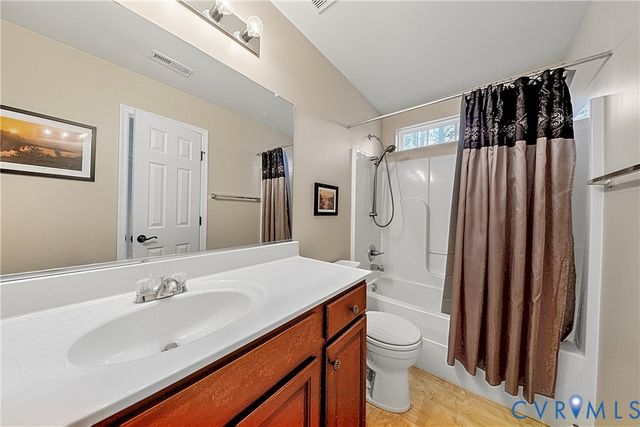 4729 Bishops Gate Way, Providence Forge, VA 23140