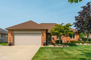 54375 Jeffery Drive, Macomb Twp, MI 48042