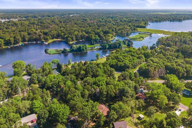 384 Lancer Court, Nekoosa, WI 54457
