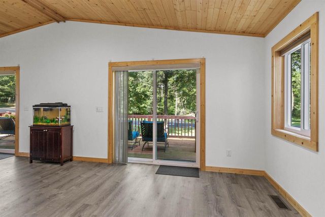 384 Lancer Court, Nekoosa, WI 54457