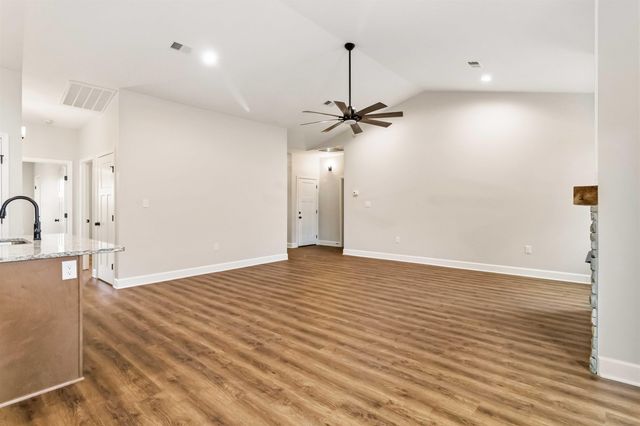 255 Pillsburgh Circle, Landrum, SC 29356