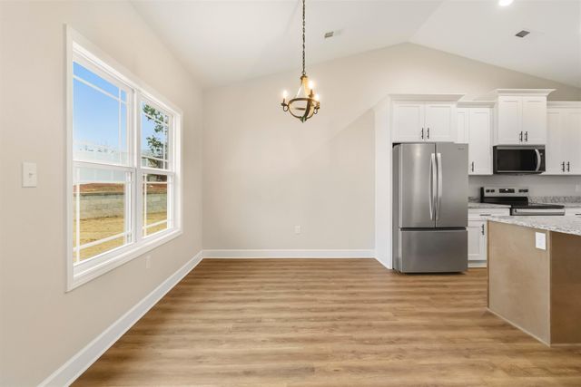 255 Pillsburgh Circle, Landrum, SC 29356